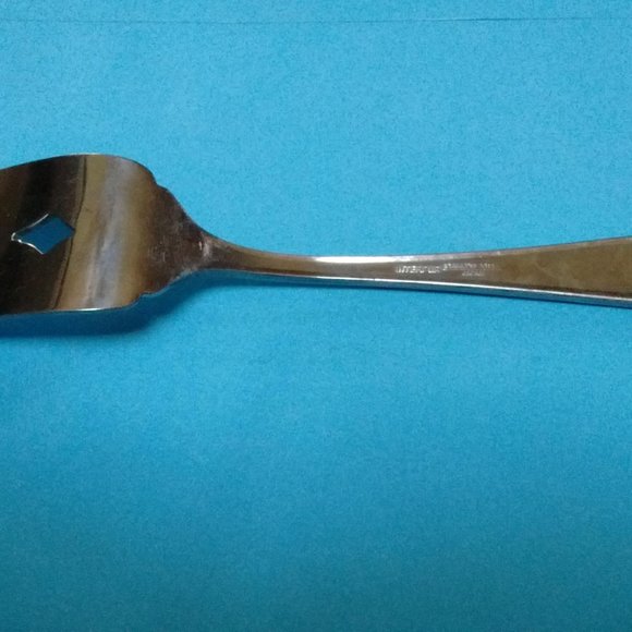 ROYAL ELEGANCE 2 Piece Stainless Serving Hostess Set Interpur Flatware Japan NNB - Picture 2 of 7